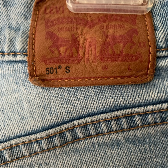 Levi’s- free people - Picture 3 of 3